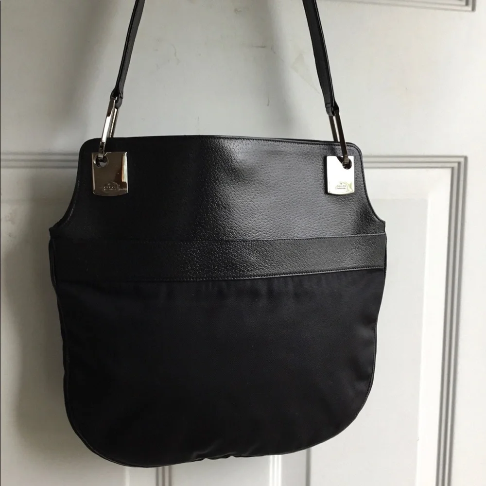 GUCCI shoulder bag/ crossbody 🖤🤍🖤 - Picture 5 of 15